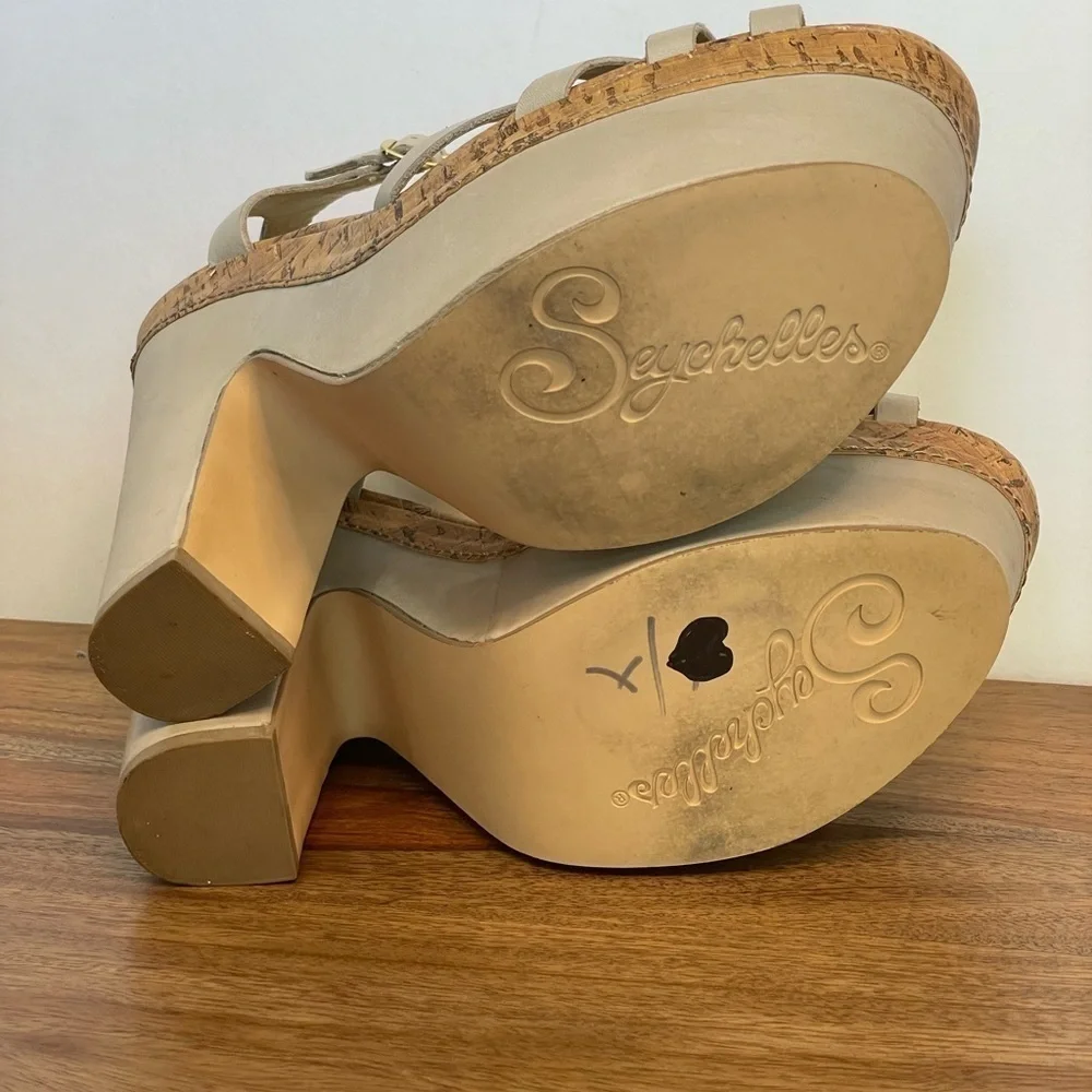Seychelles Leather Cork T-Strap Platform Heel Strappy Sandals Taupe Off White‎ 9